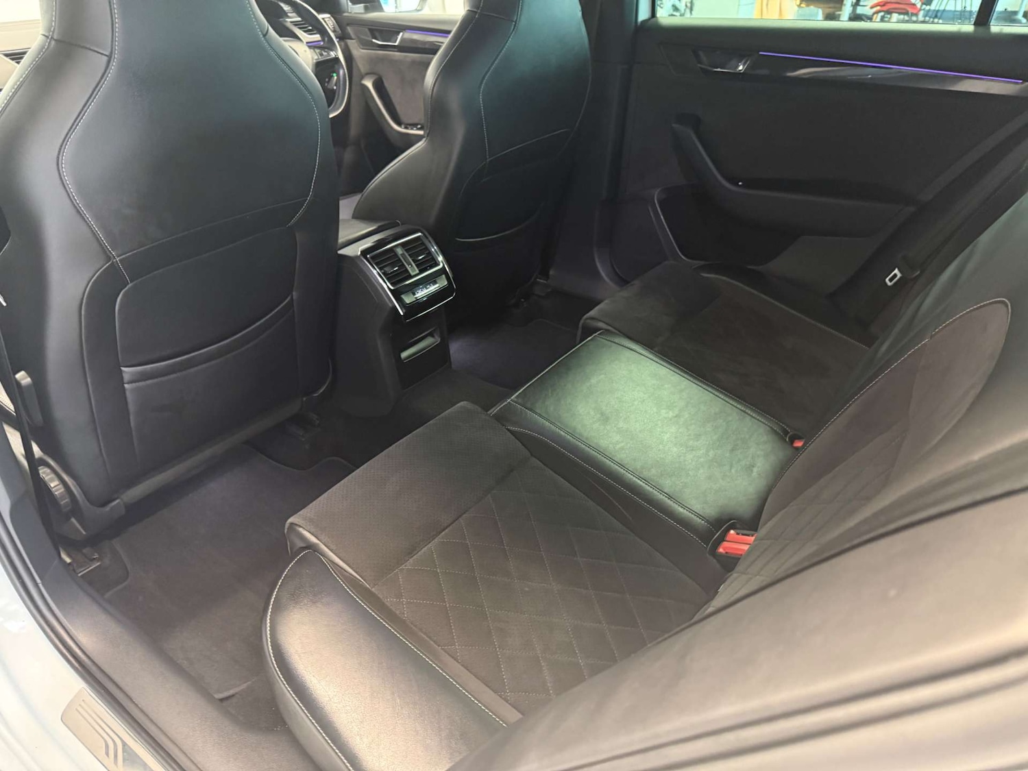 Used Skoda Superb 2017 for sale - 77621889: Photo 29