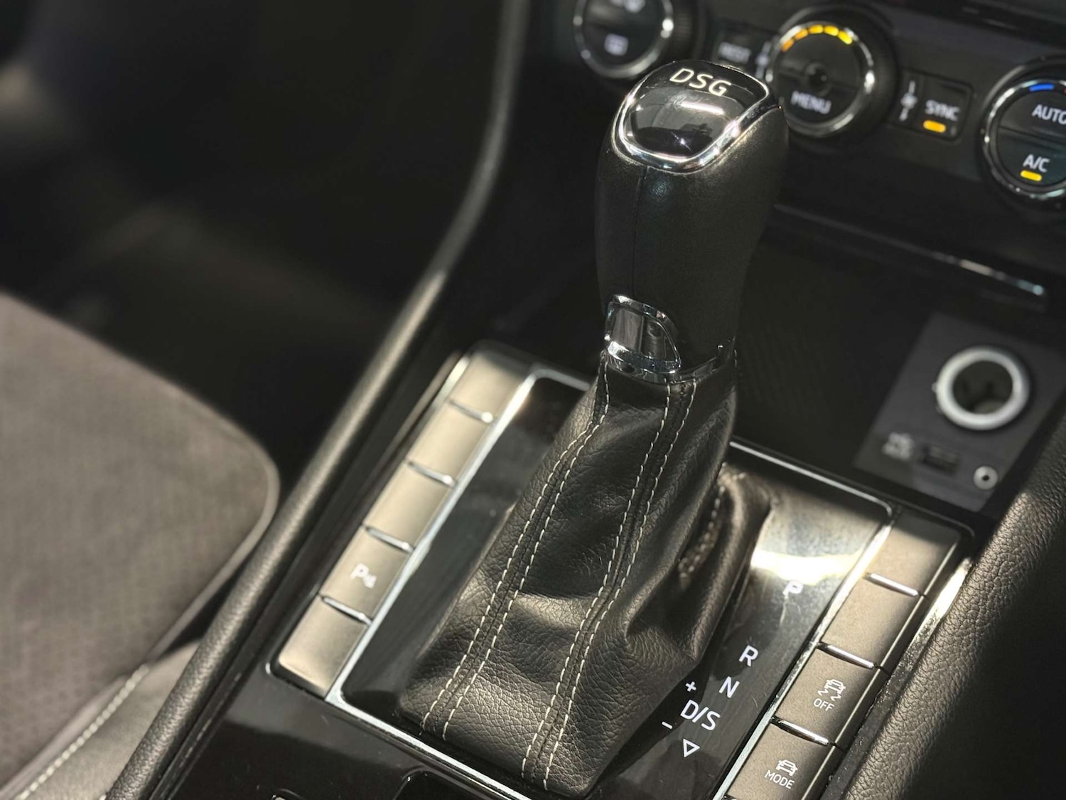 Used Skoda Superb 2017 for sale - 77621889: Photo 3