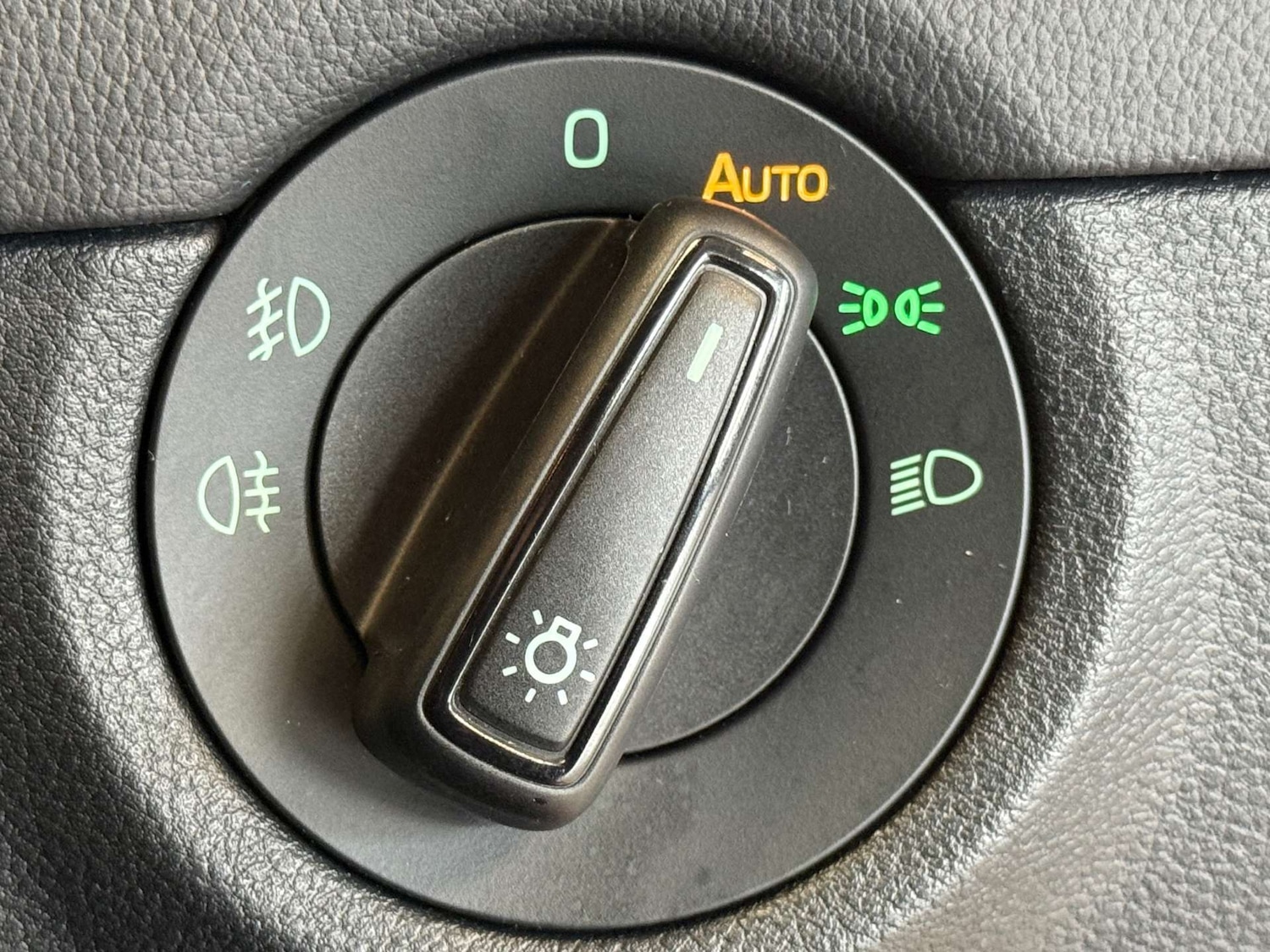 Used Skoda Octavia 2016 for sale - 77664940: Photo 28