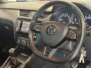 Used Skoda Octavia 2016 for sale - 77664940: Photo