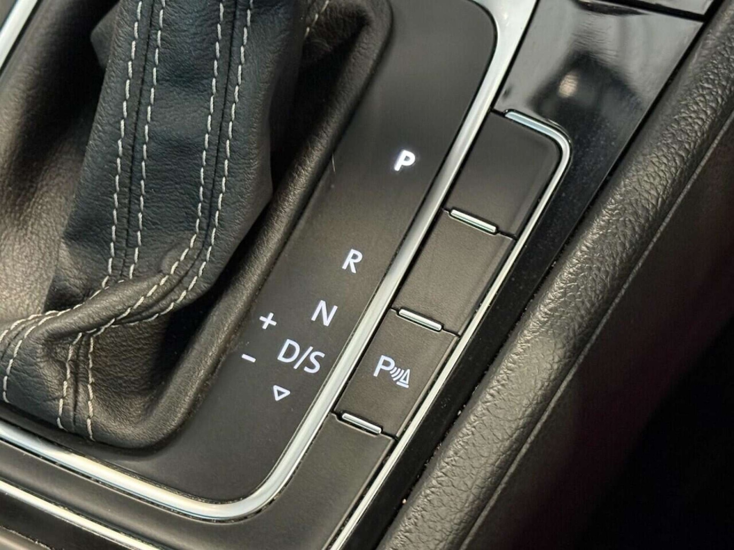 Used Volkswagen Golf 2019 for sale - 76762021: Photo 38