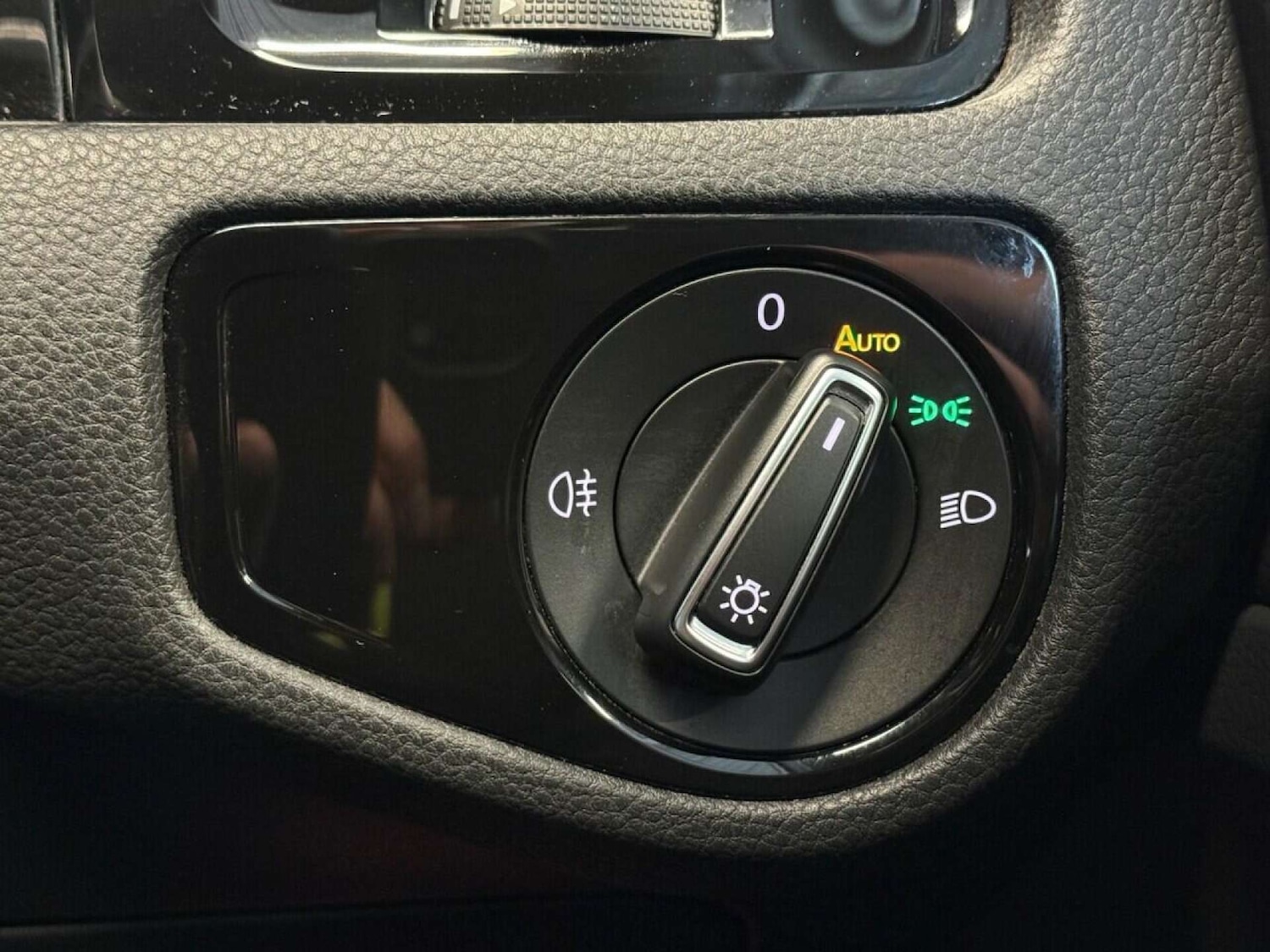 Used Volkswagen Golf 2019 for sale - 76762021: Photo 57