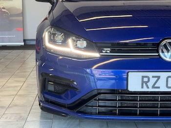 Used Volkswagen Golf 2017 for sale - 79197750: Photo