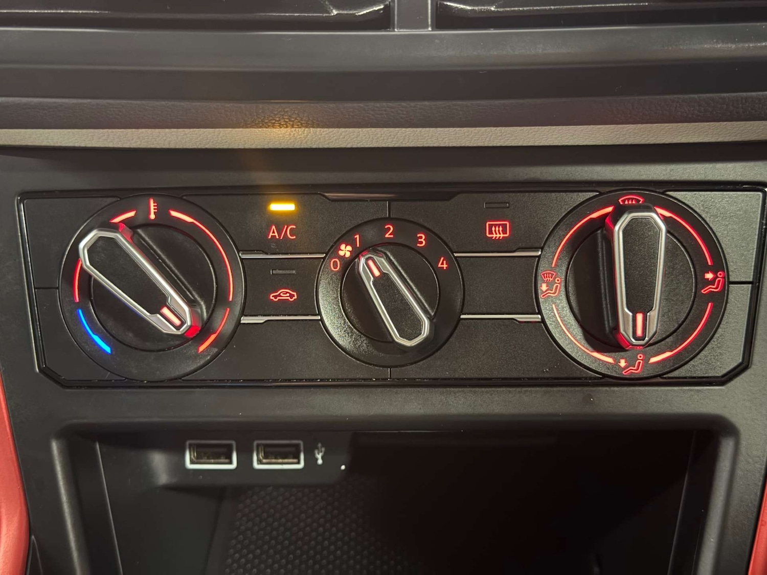 Used Volkswagen Polo 2020 for sale - 77452479: Photo 36