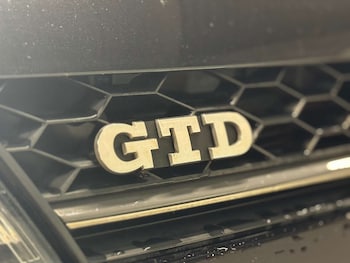 Used Volkswagen Golf 2015 for sale - 77851727: Photo