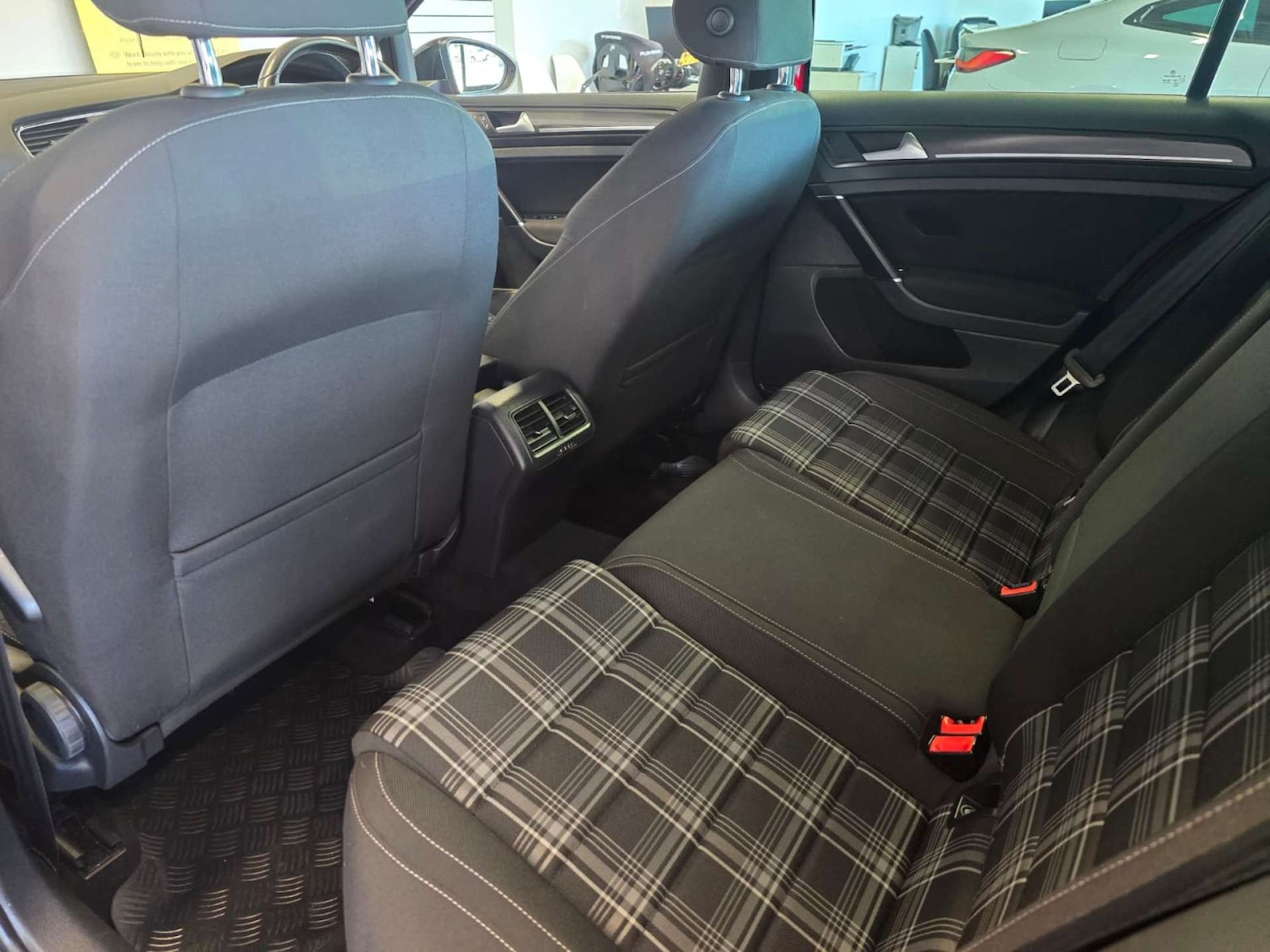 Used Volkswagen Golf 2017 for sale - 77920653: Photo 23