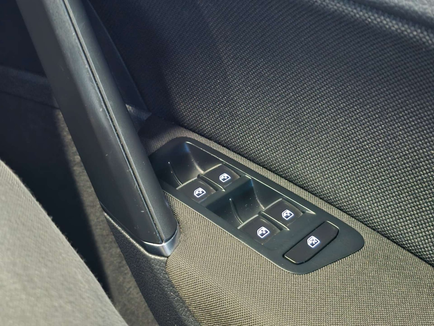 Used Volkswagen Golf 2017 for sale - 77920653: Photo 25