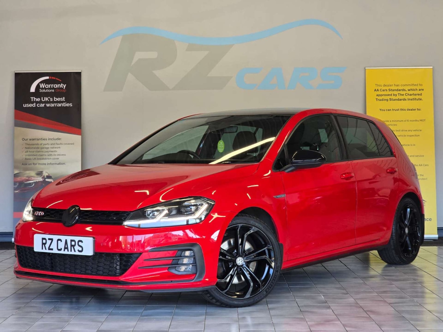 Used Volkswagen Golf 2017 for sale - 77920653: Photo 3