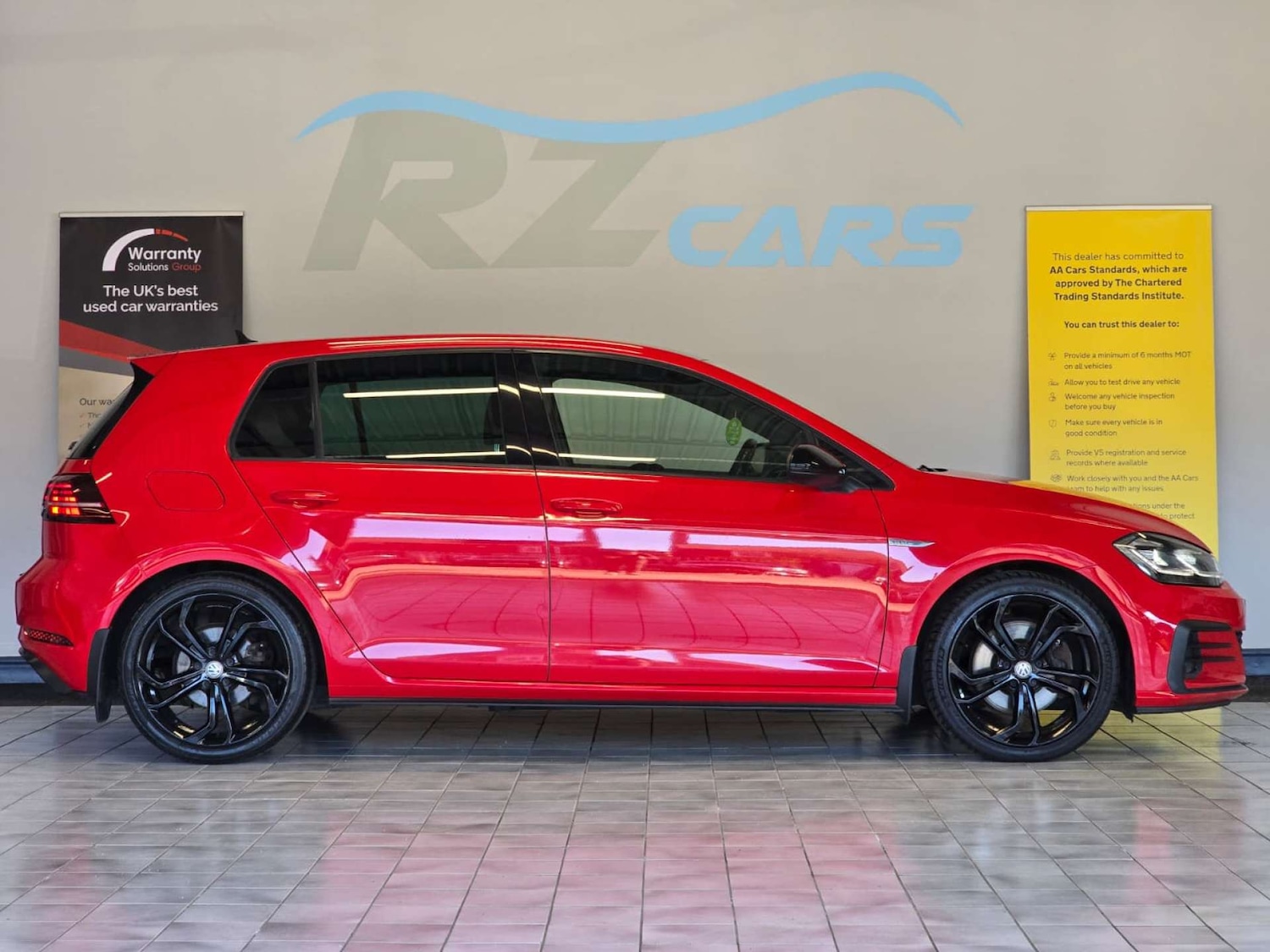 Used Volkswagen Golf 2017 for sale - 77920653: Photo 4