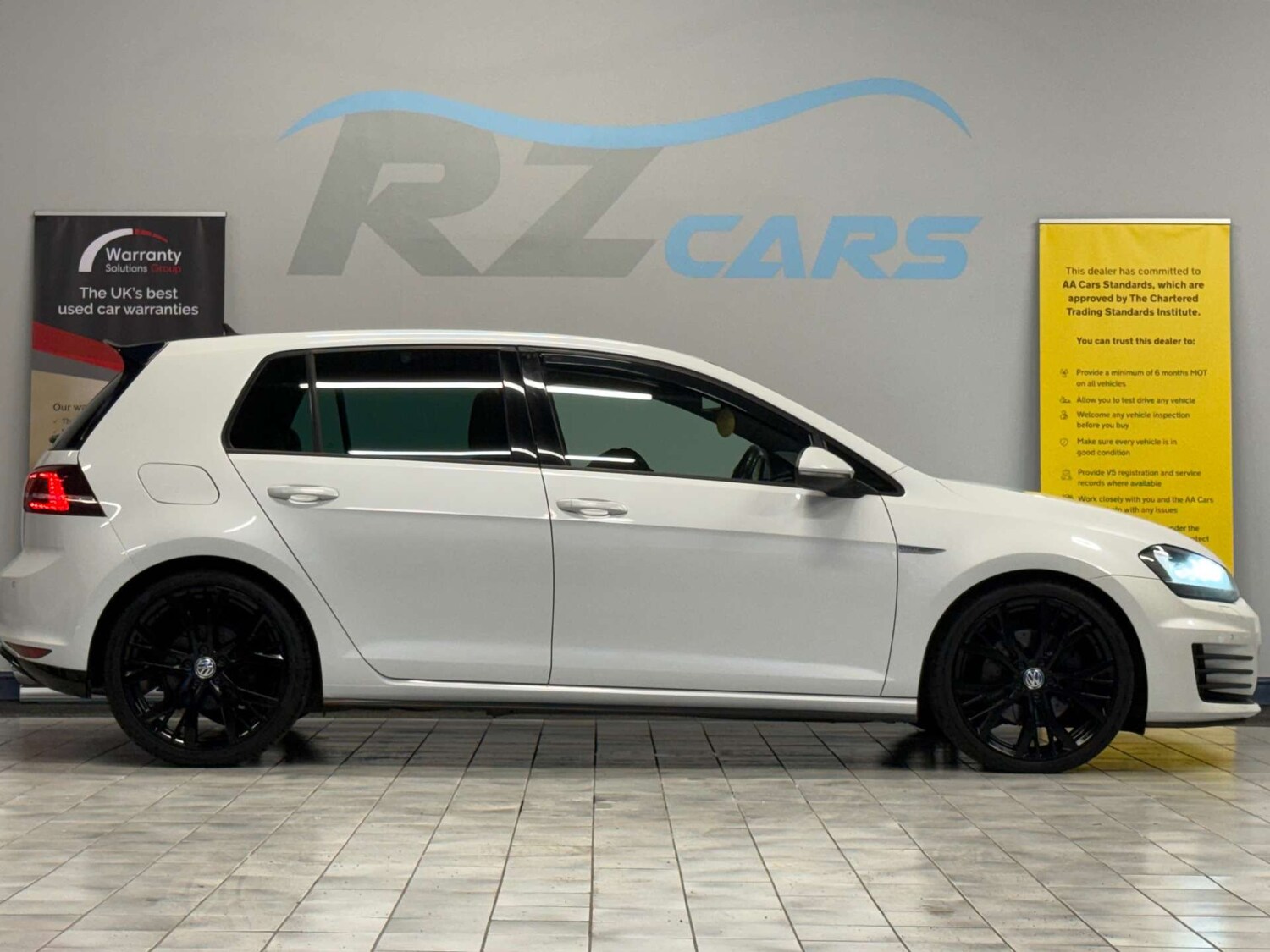 Used Volkswagen Golf 2016 for sale - 77729017: Photo 17