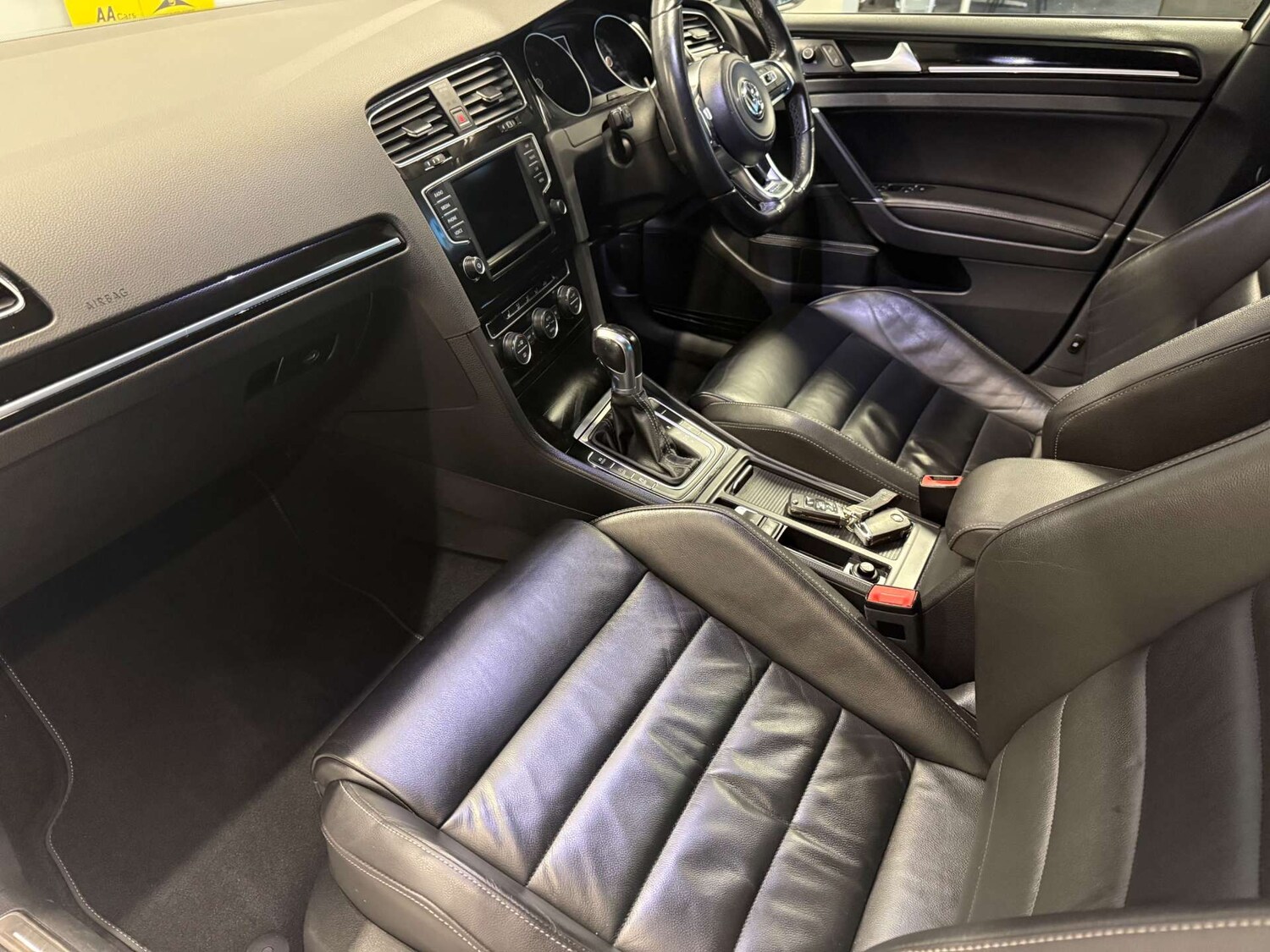 Used Volkswagen Golf 2016 for sale - 77729017: Photo 27