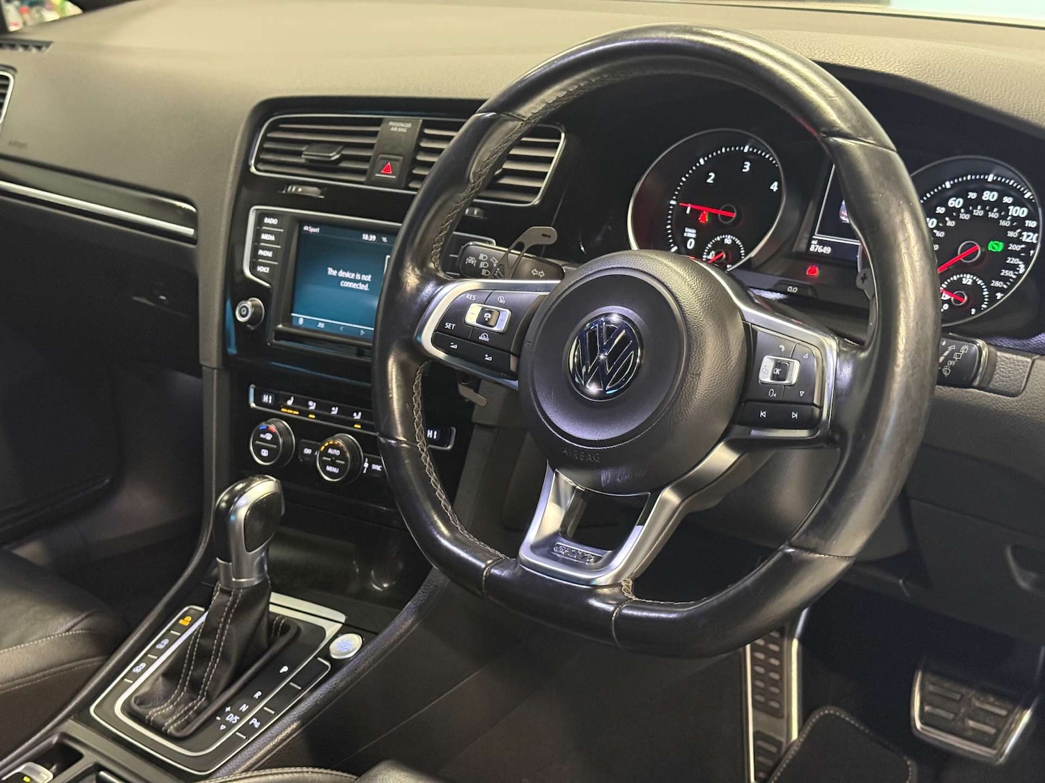 Used Volkswagen Golf 2016 for sale - 77729017: Photo 3