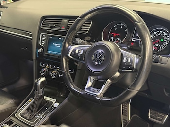 Used Volkswagen Golf 2016 for sale - 77906897: Photo