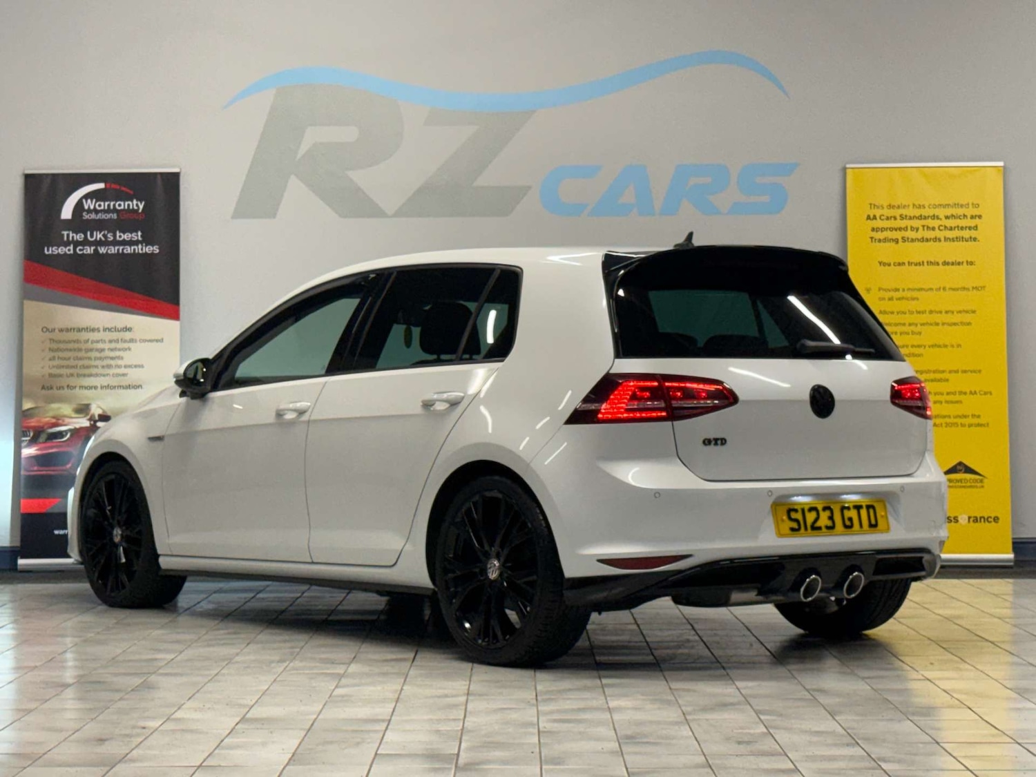 Used Volkswagen Golf 2016 for sale - 77906897: Photo 8