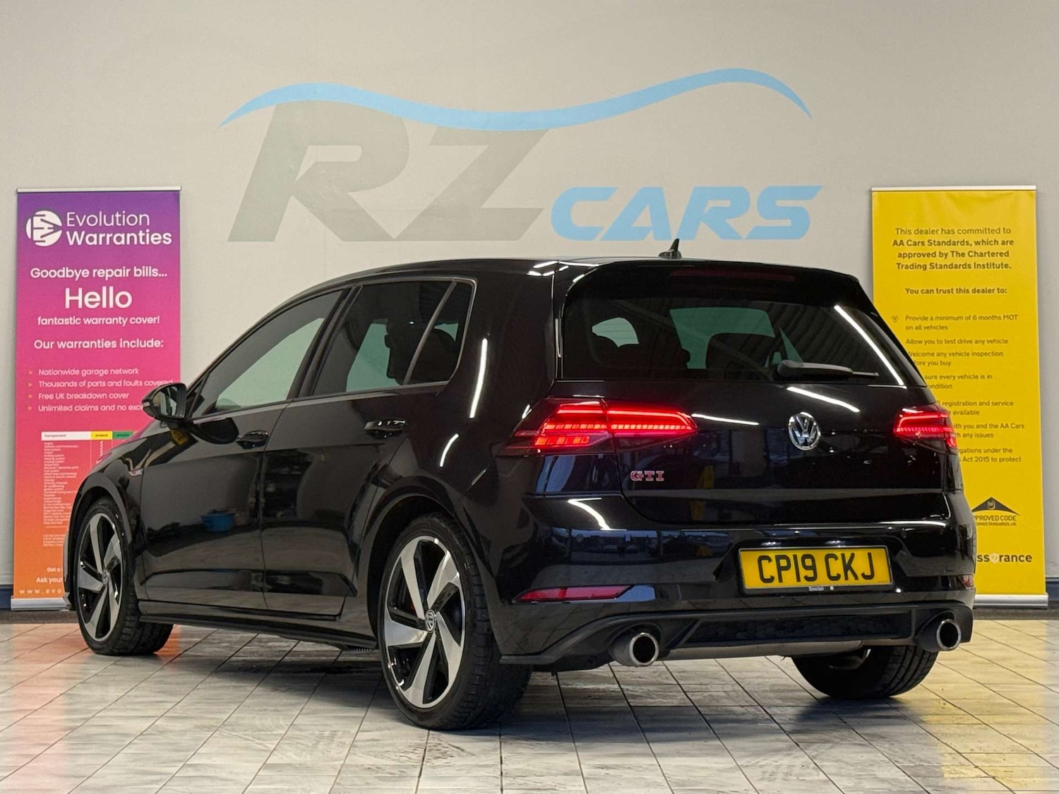 Used Volkswagen Golf 2019 for sale - 77594872: Photo 19