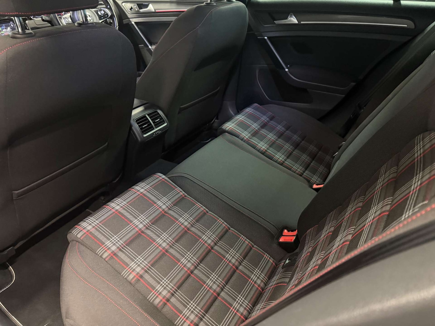 Used Volkswagen Golf 2019 for sale - 77594872: Photo 32