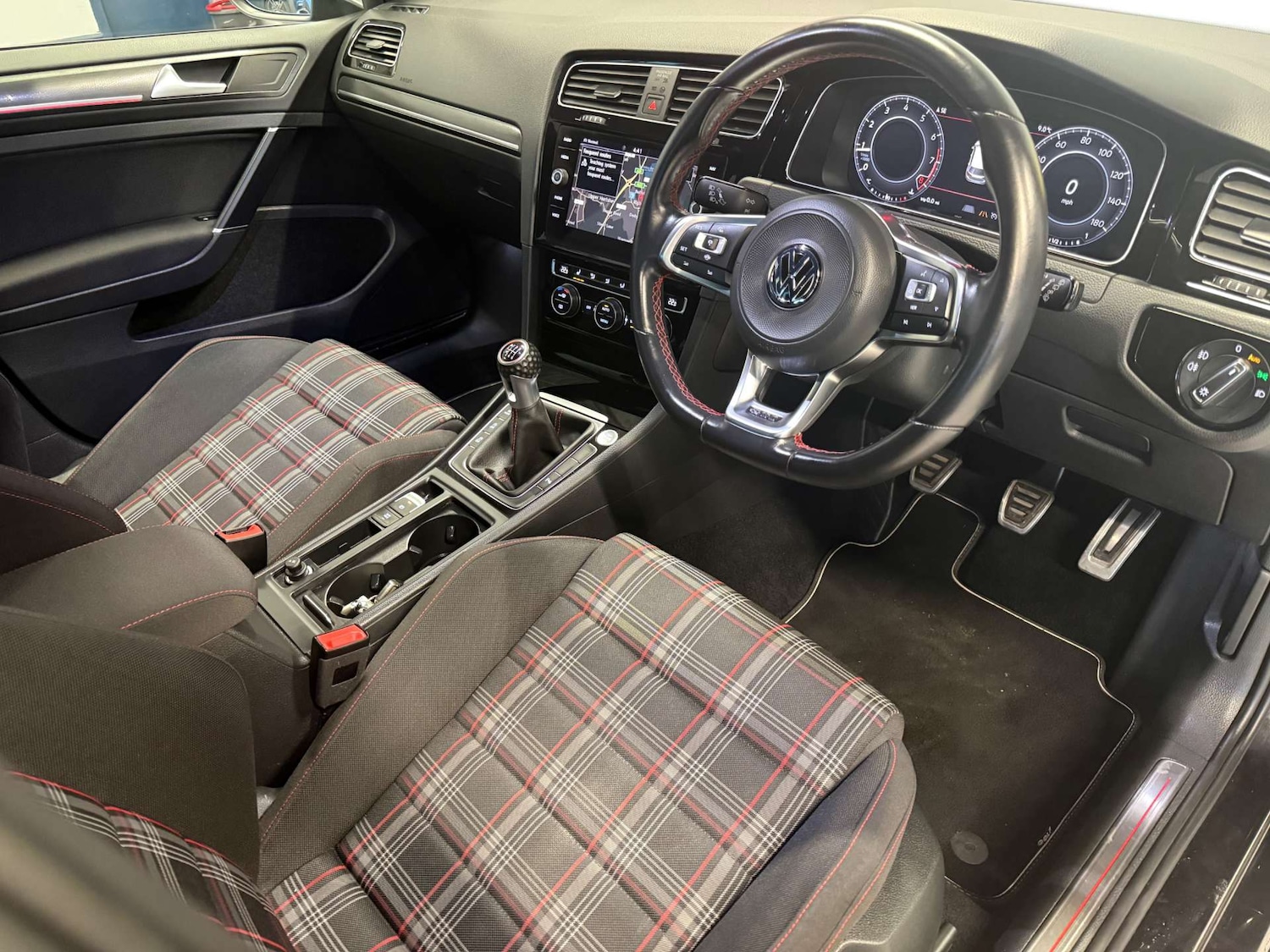 Used Volkswagen Golf 2019 for sale - 77594872: Photo 40