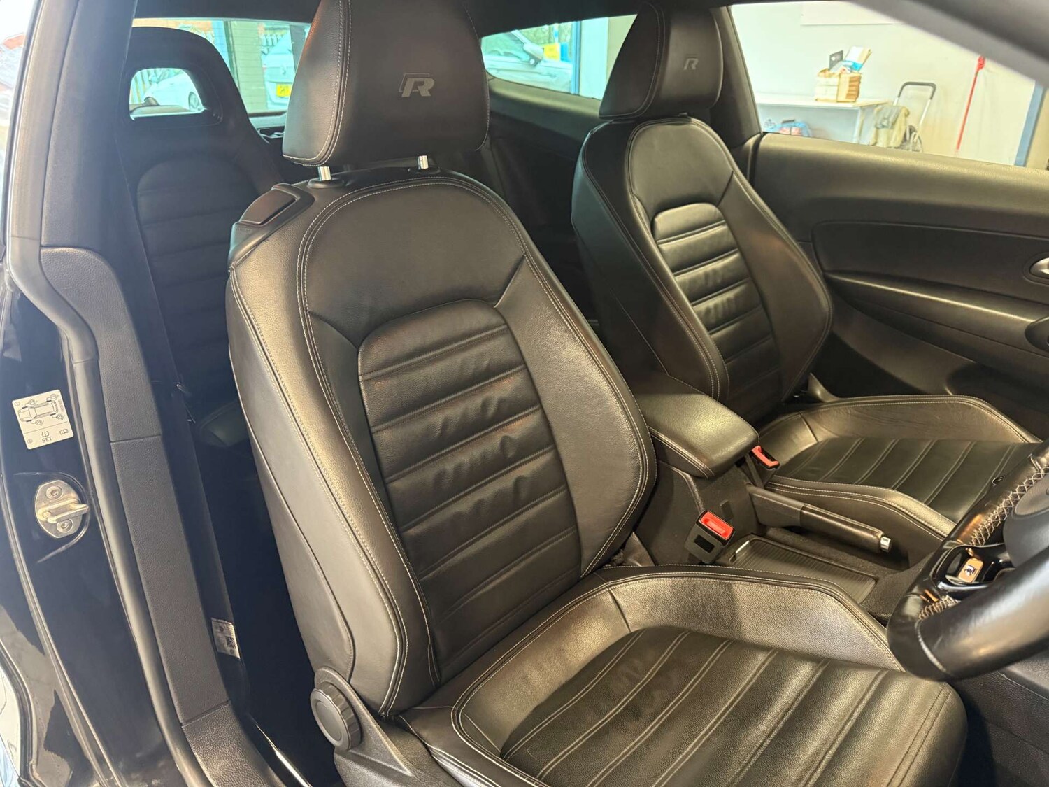 Used Volkswagen Scirocco 2017 for sale - 77556741: Photo 31