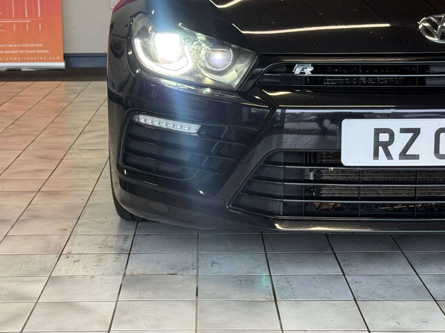 Used Volkswagen Scirocco 2017 for sale - 77556741: Photo 4