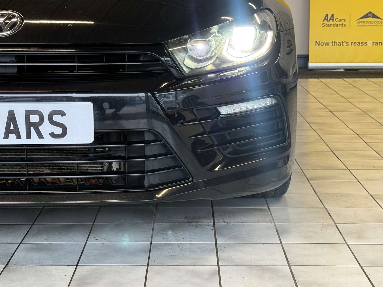 Used Volkswagen Scirocco 2017 for sale - 77556741: Photo 5