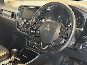 Used Mitsubishi Outlander 2018 for sale - 77759678: Photo