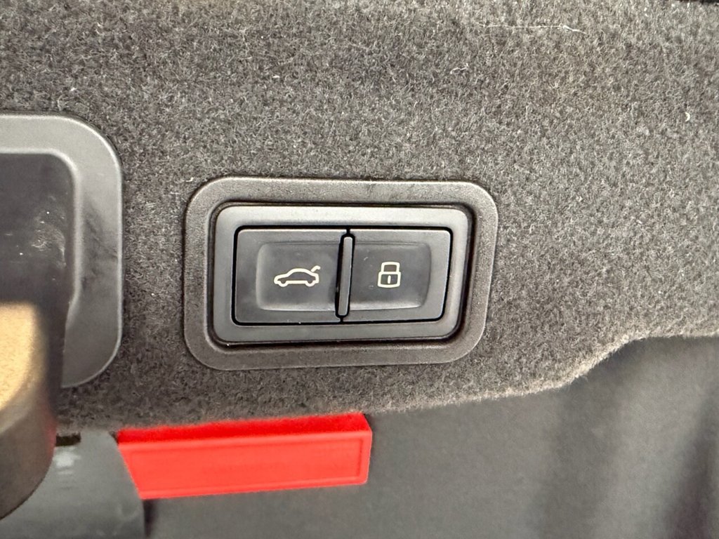 Used Audi A8 2014 for sale - 76698643: Photo 9