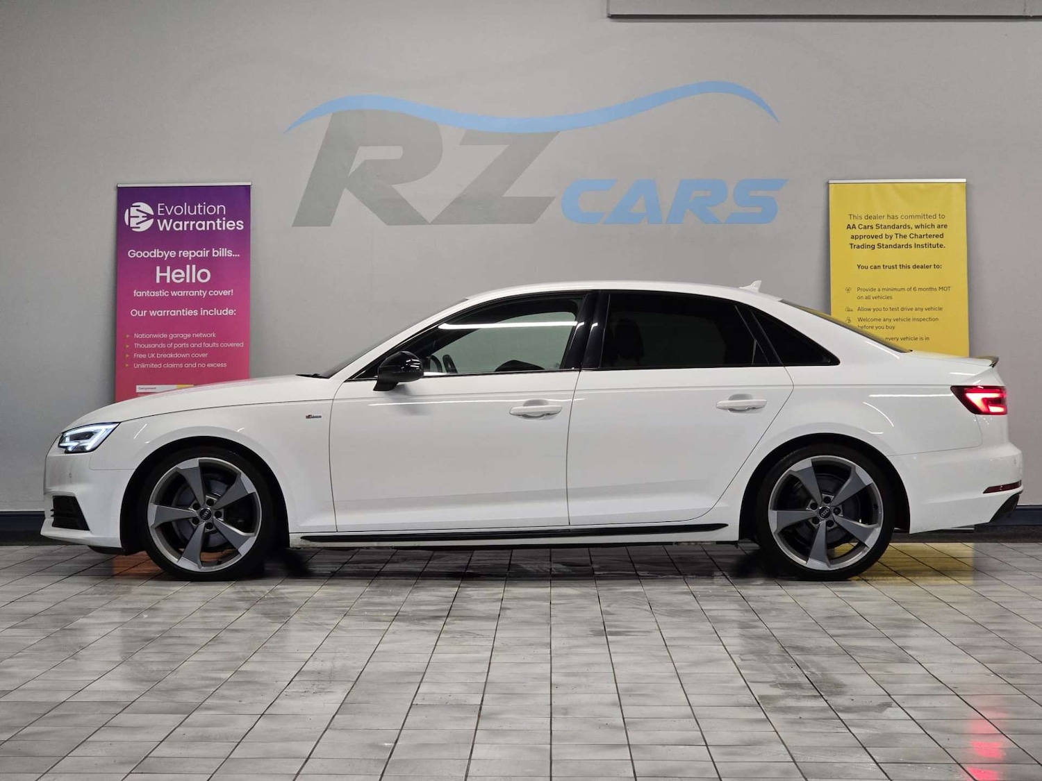 Used Audi A4 2018 for sale - 77288570: Photo 4
