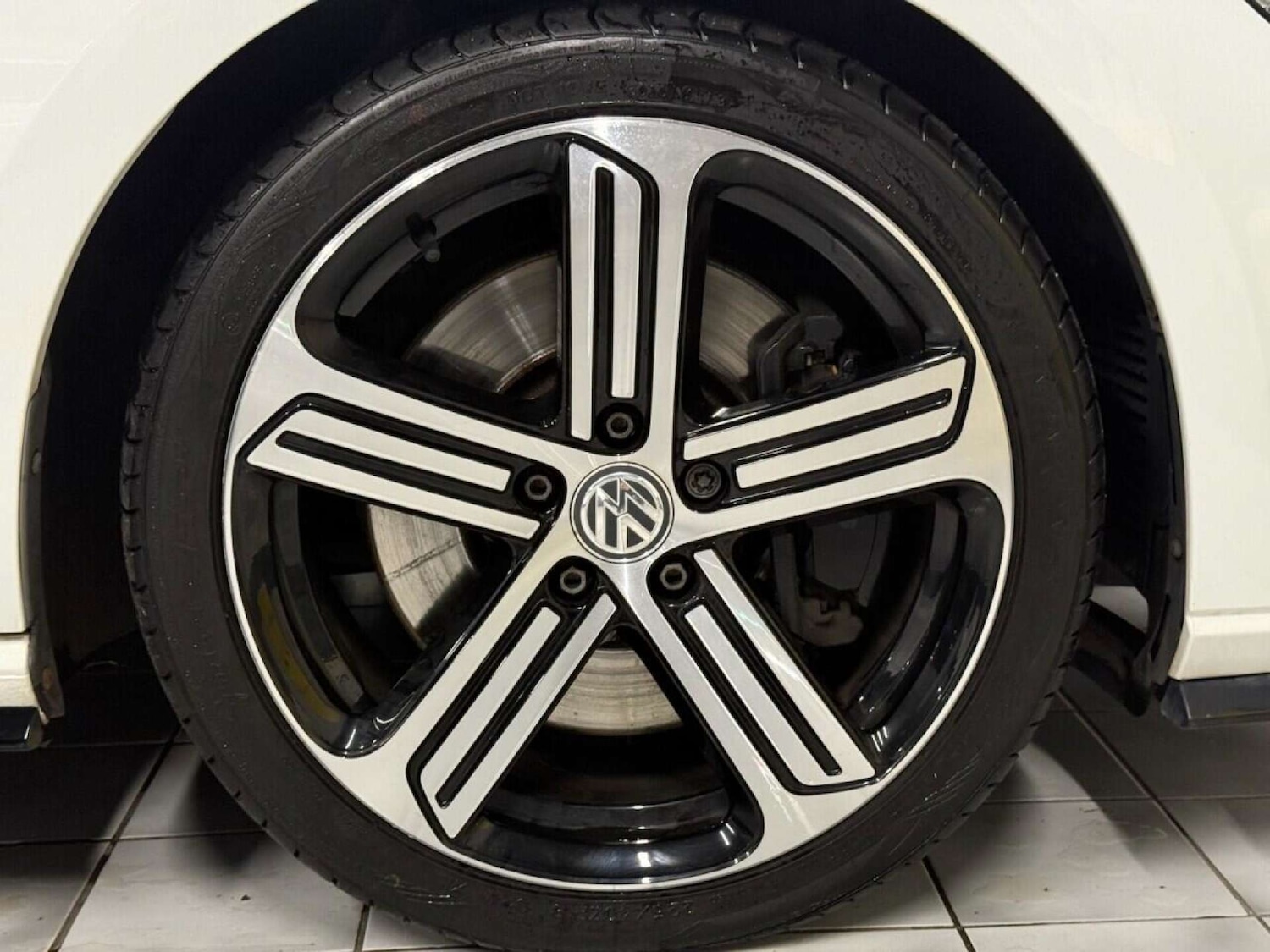 Used Volkswagen Golf 2018 for sale - 76762537: Photo 24