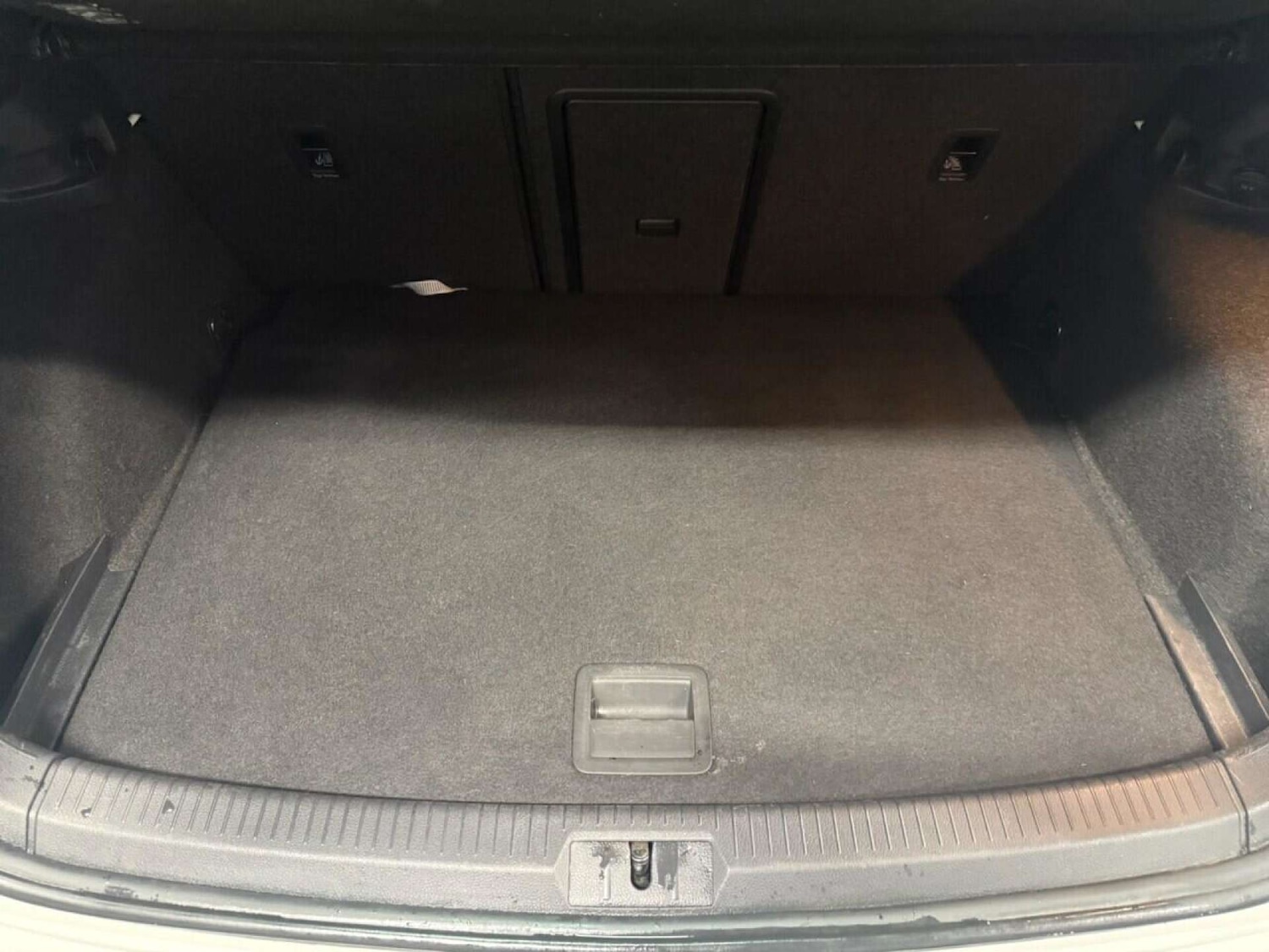 Used Volkswagen Golf 2018 for sale - 76762537: Photo 32