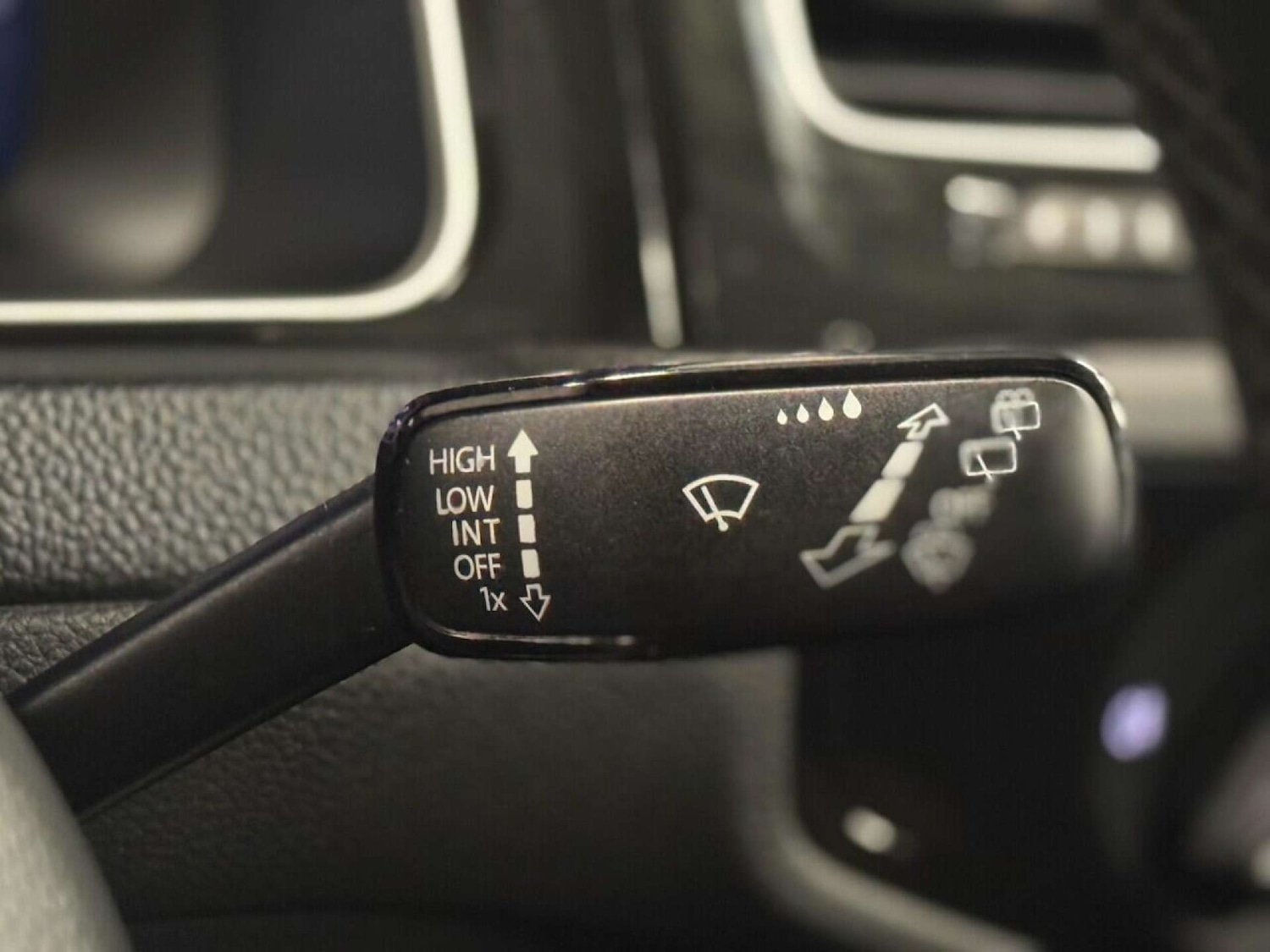 Used Volkswagen Golf 2018 for sale - 76762537: Photo 46