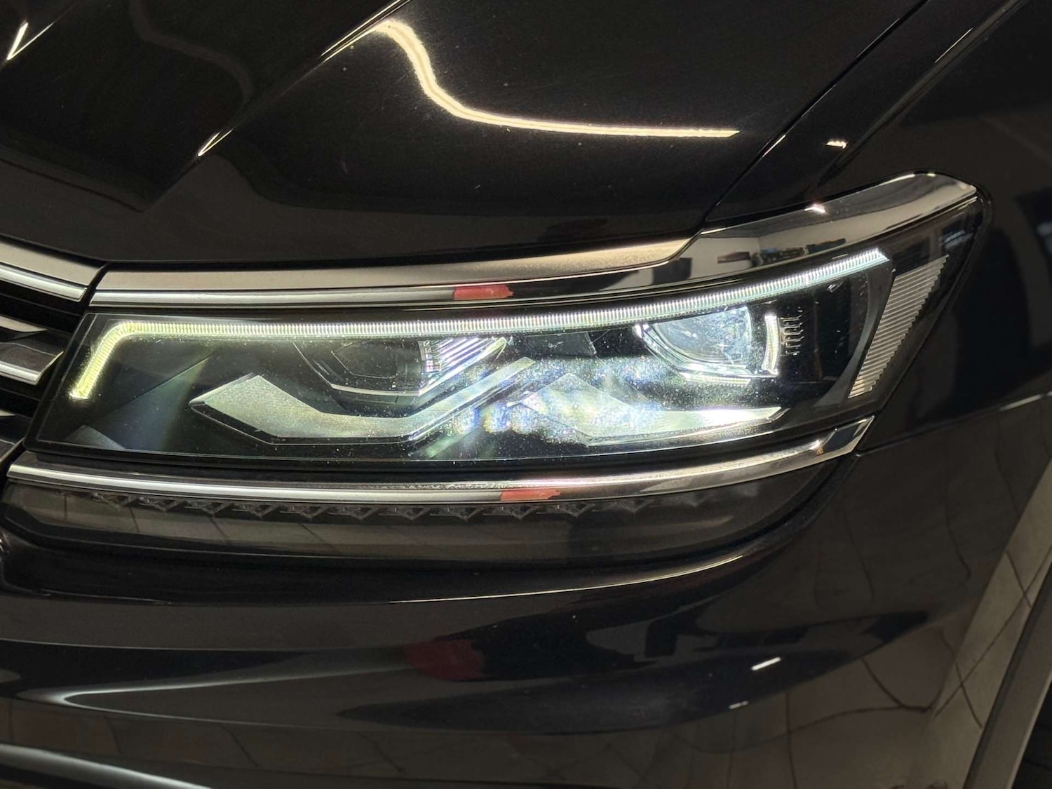 Used Volkswagen Tiguan 2019 for sale - 77399259: Photo 24