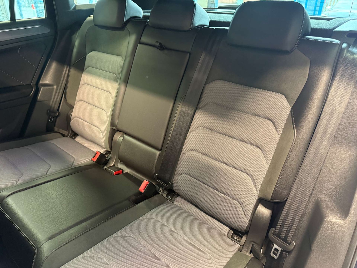 Used Volkswagen Tiguan 2019 for sale - 77399259: Photo 31