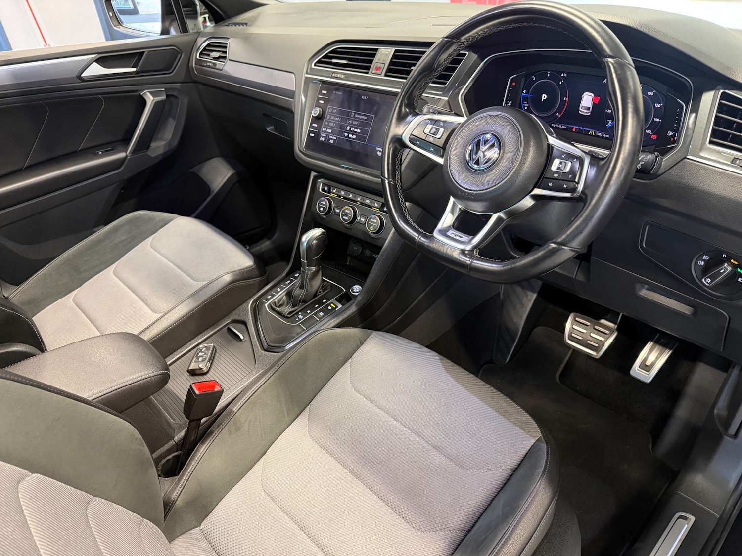 Used Volkswagen Tiguan 2019 for sale - 77399259: Photo 34