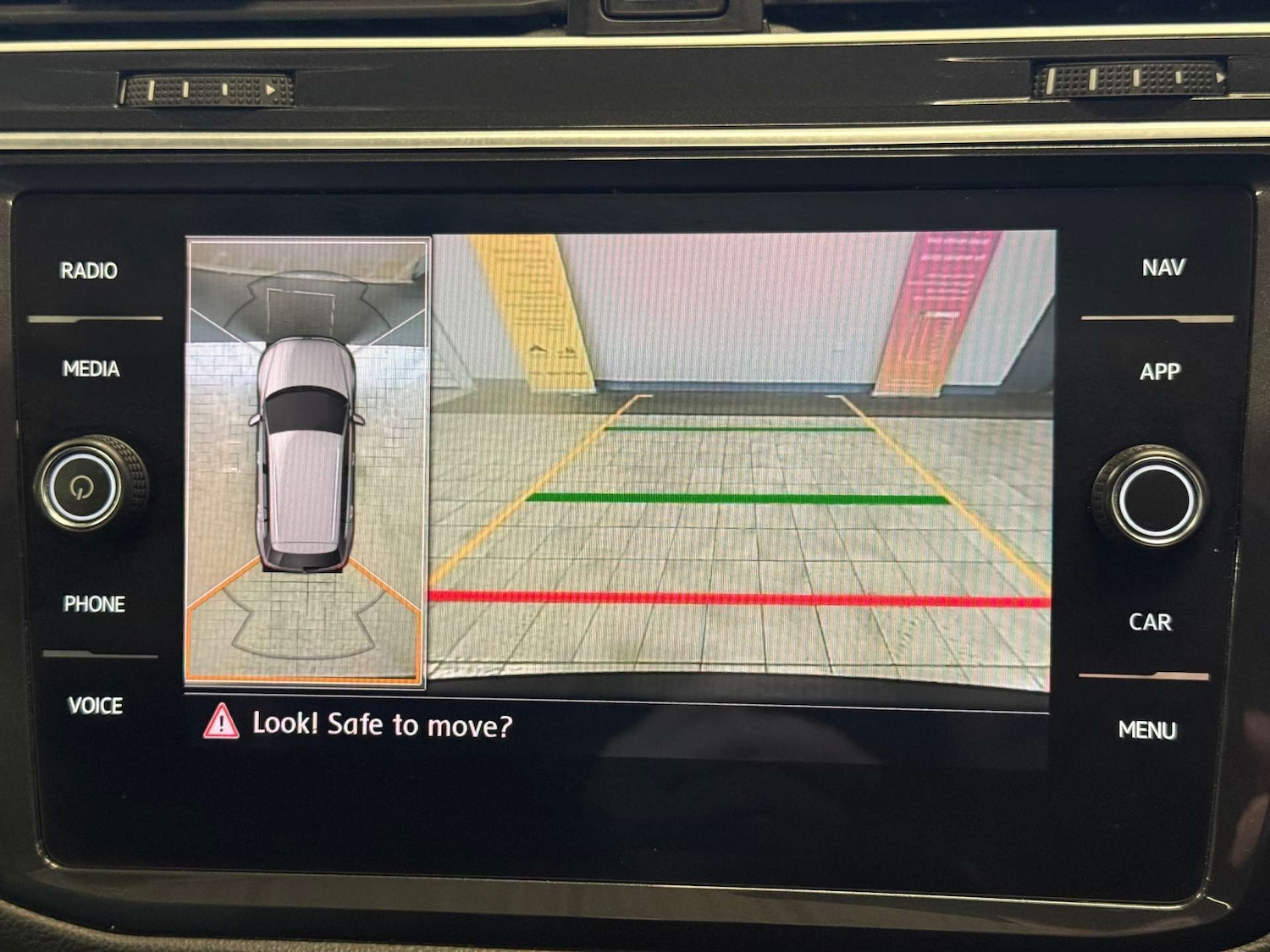 Used Volkswagen Tiguan 2019 for sale - 77399259: Photo 44