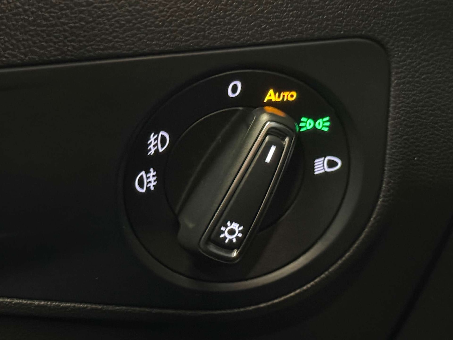 Used Volkswagen Tiguan 2019 for sale - 77399259: Photo 50