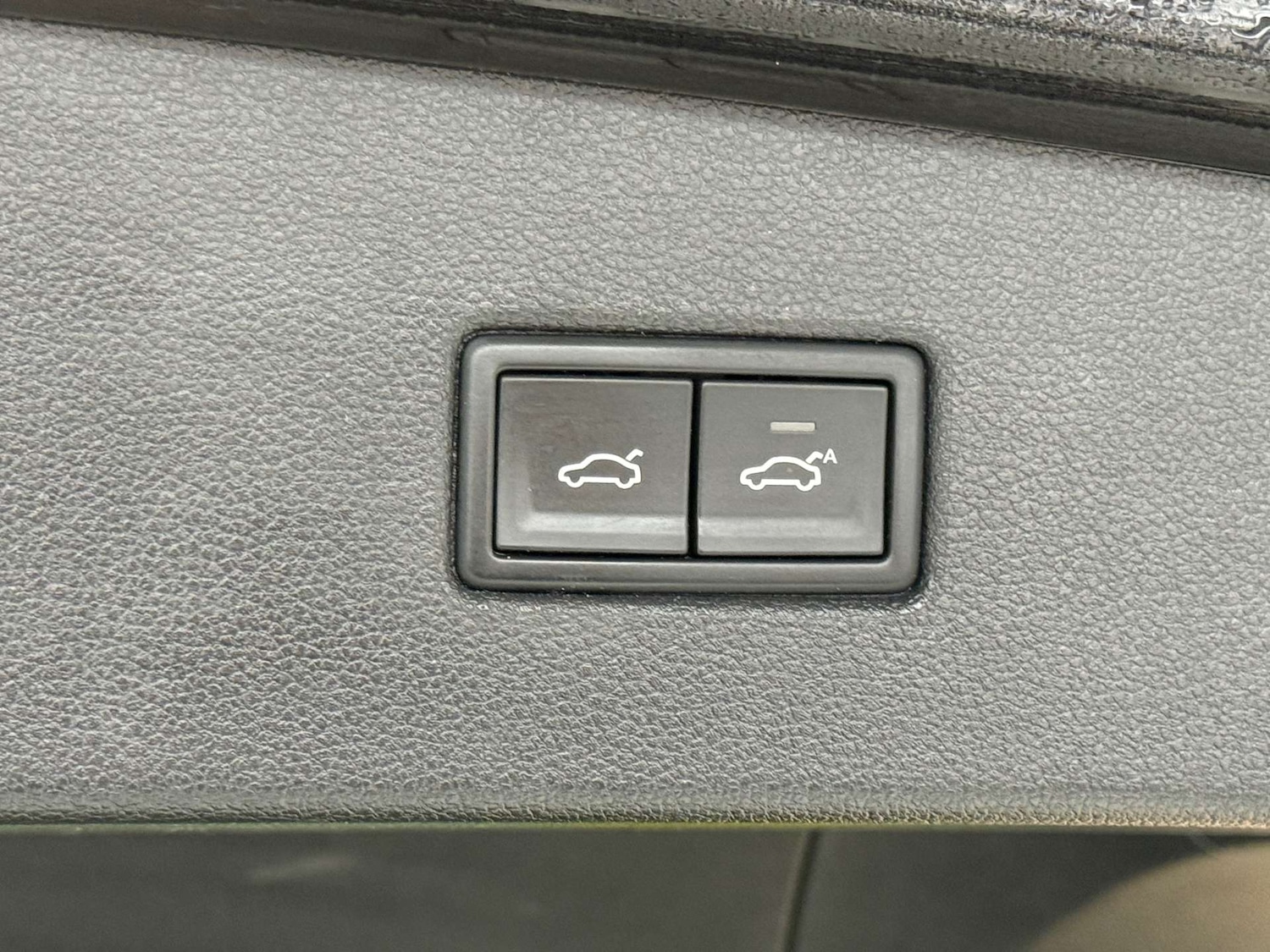 Used Volkswagen Tiguan 2019 for sale - 77399259: Photo 56