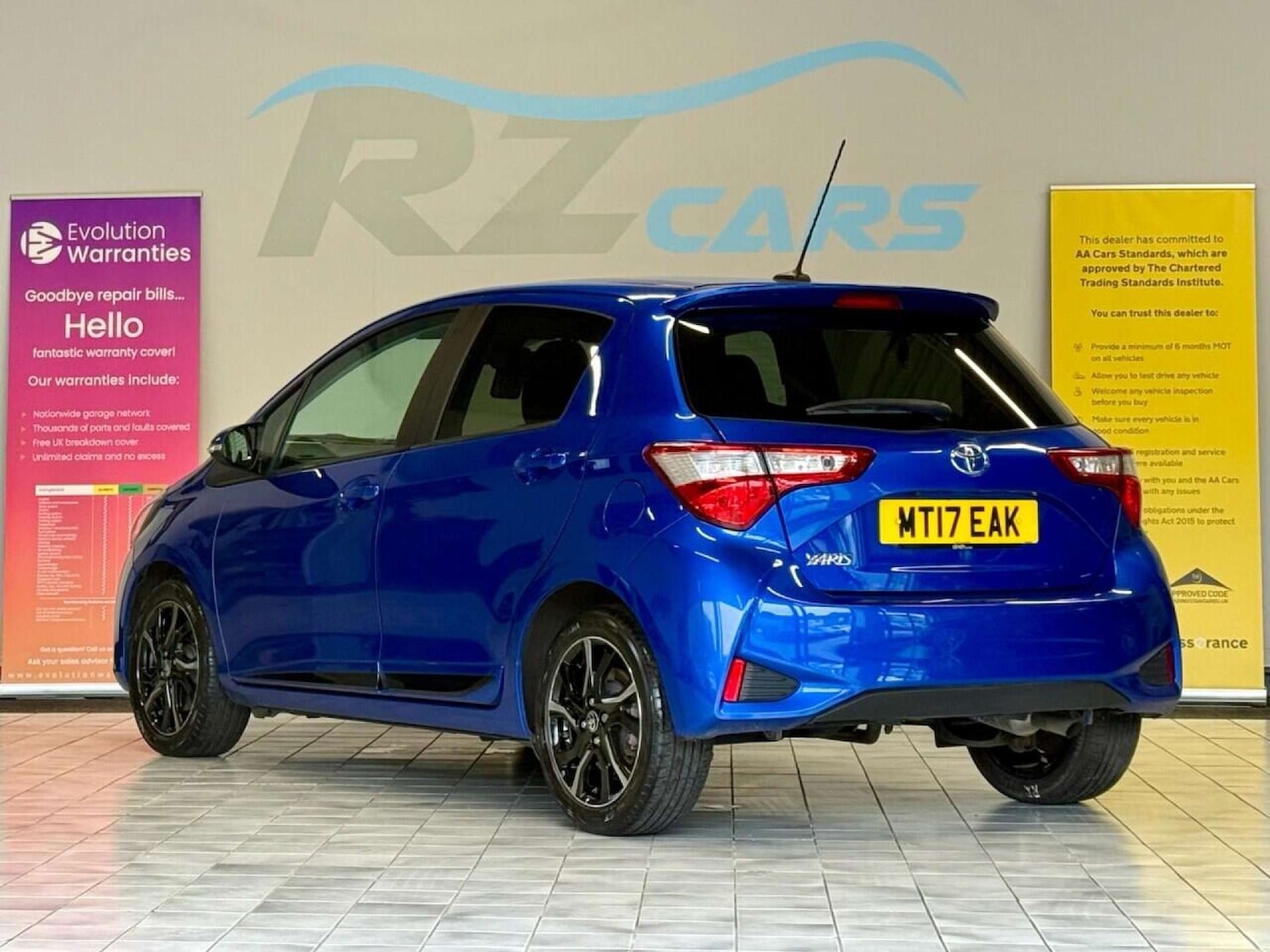 Used Toyota Yaris 2017 for sale - 76762025: Photo 32