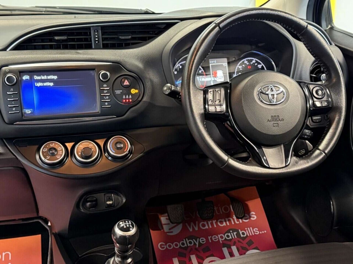 Used Toyota Yaris 2017 for sale - 76762025: Photo 40