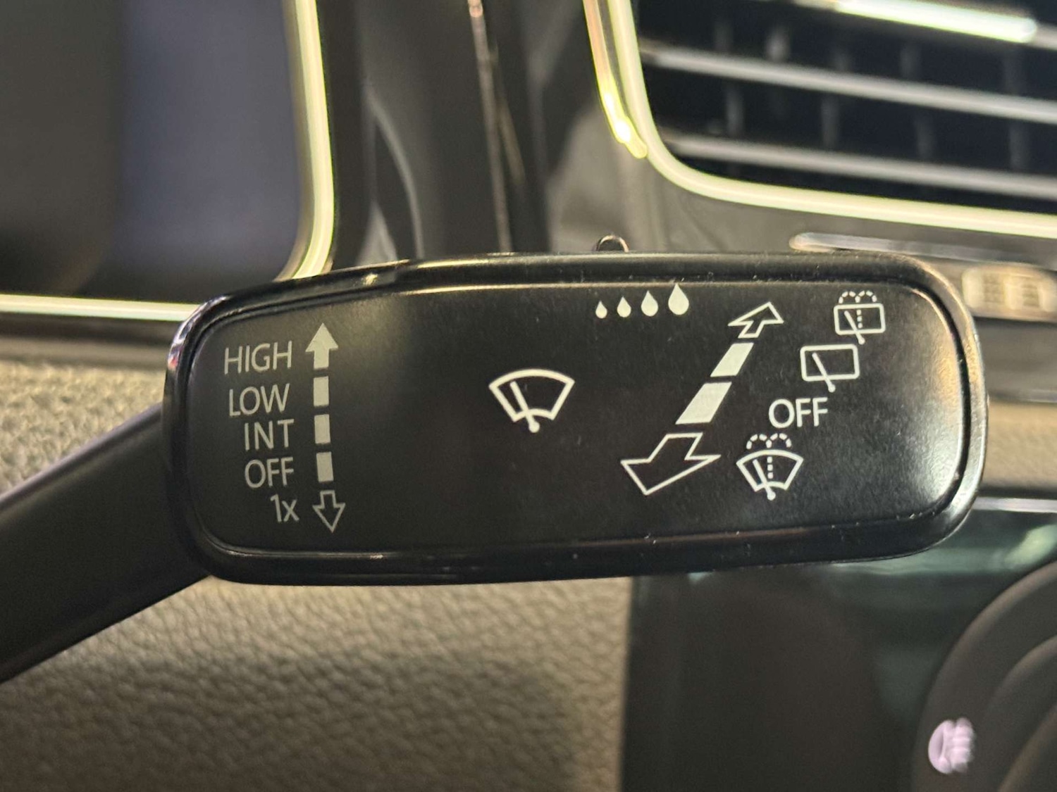 Used Volkswagen Golf 2017 for sale - 78134653: Photo 43