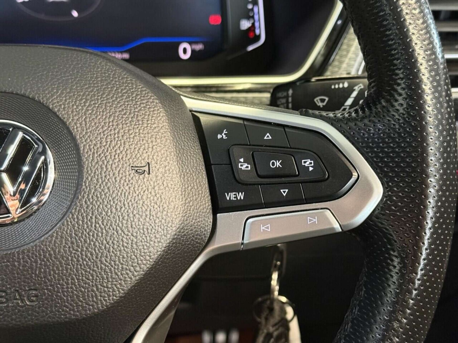 Used Volkswagen T-Cross 2019 for sale - 76762018: Photo 6