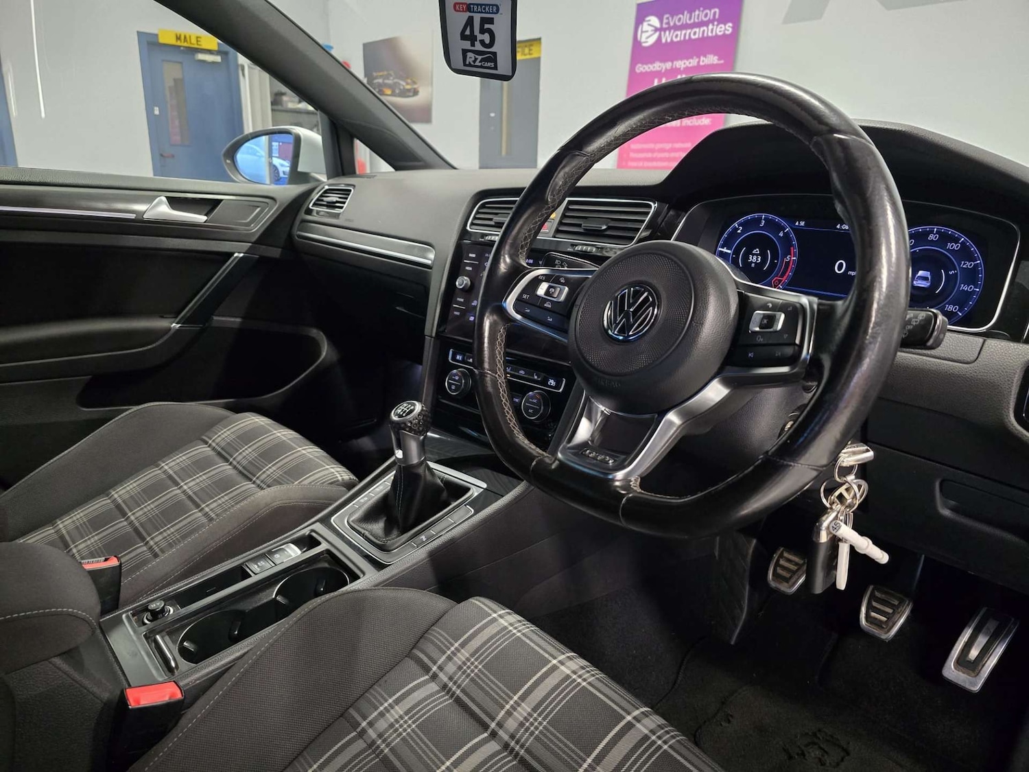 Used Volkswagen Golf 2017 for sale - 77303956: Photo 16