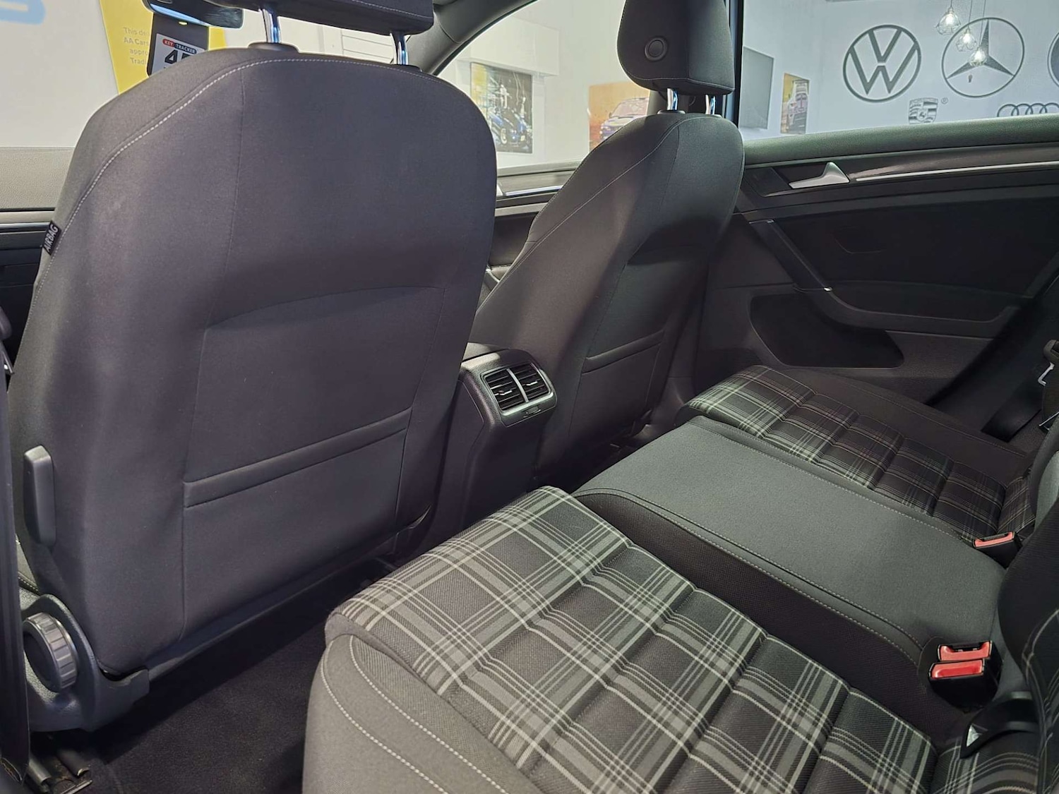 Used Volkswagen Golf 2017 for sale - 77303956: Photo 22