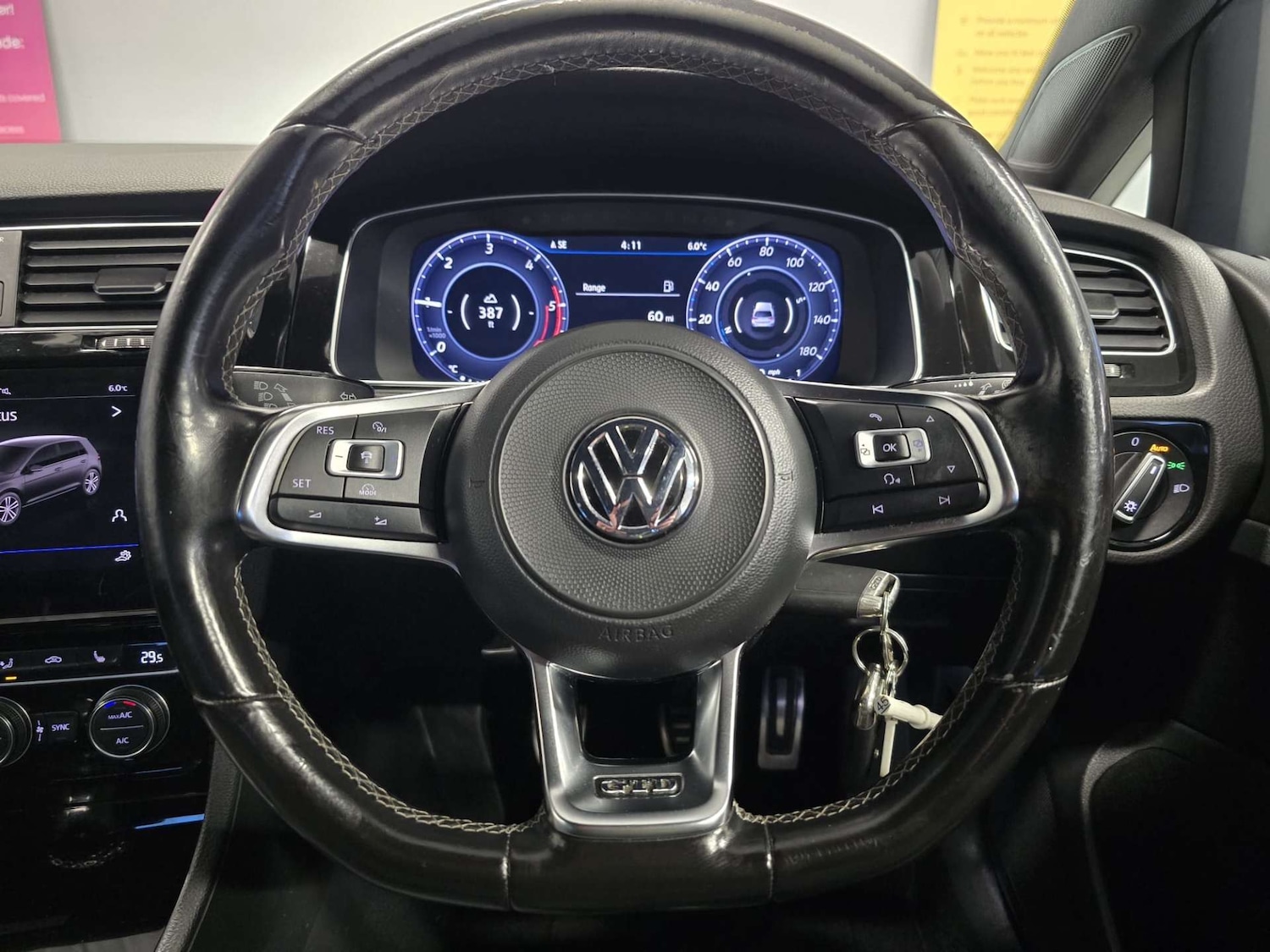 Used Volkswagen Golf 2017 for sale - 77303956: Photo 36