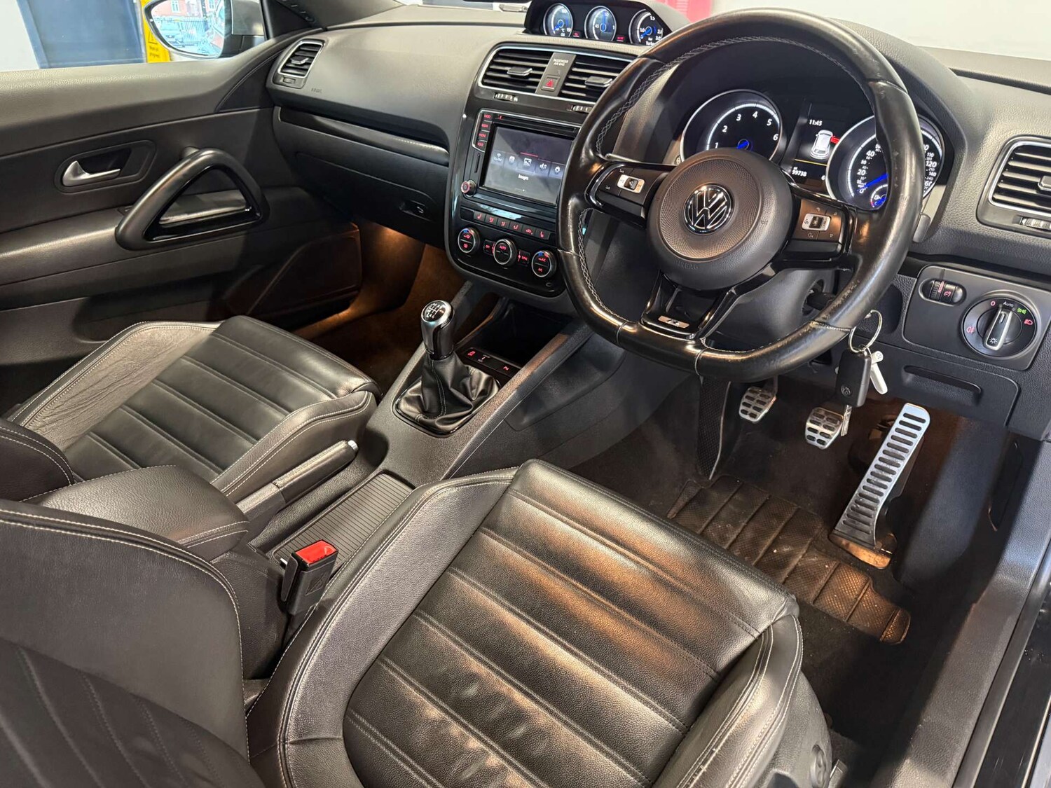 Used Volkswagen Scirocco 2017 for sale - 77494156: Photo 33