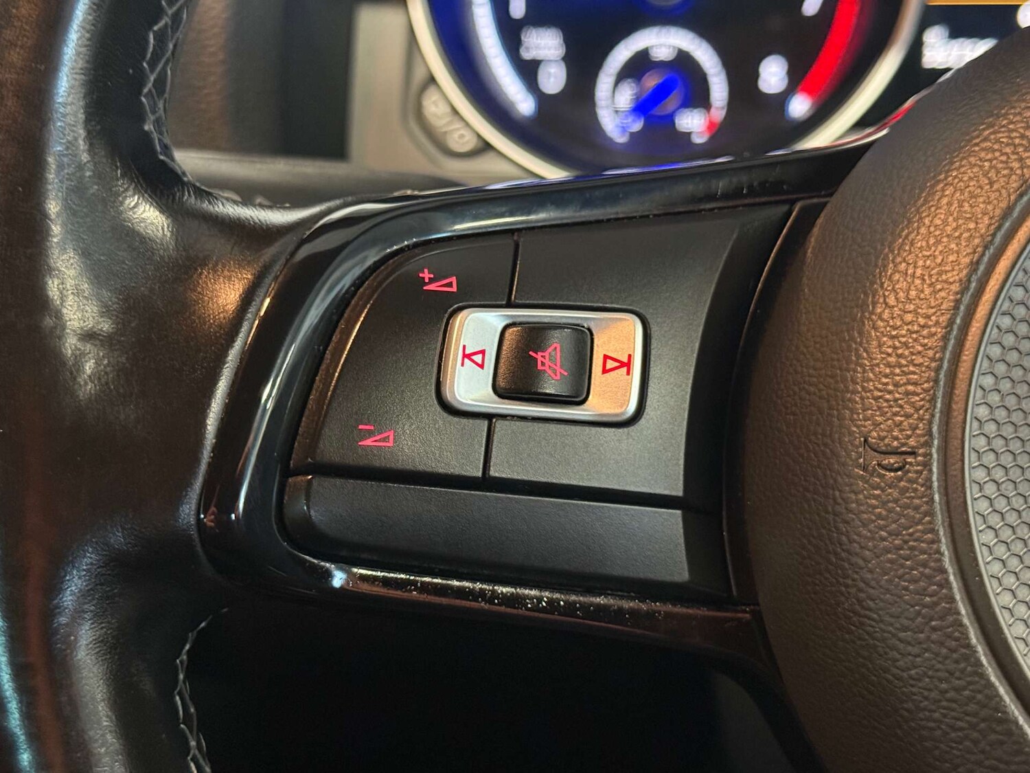 Used Volkswagen Scirocco 2017 for sale - 77494156: Photo 46