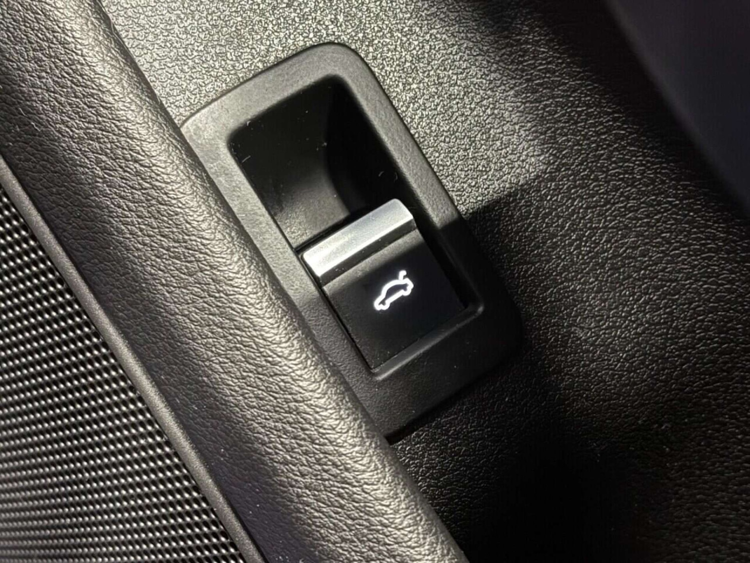 Used Audi A4 2019 for sale - 76762002: Photo 21