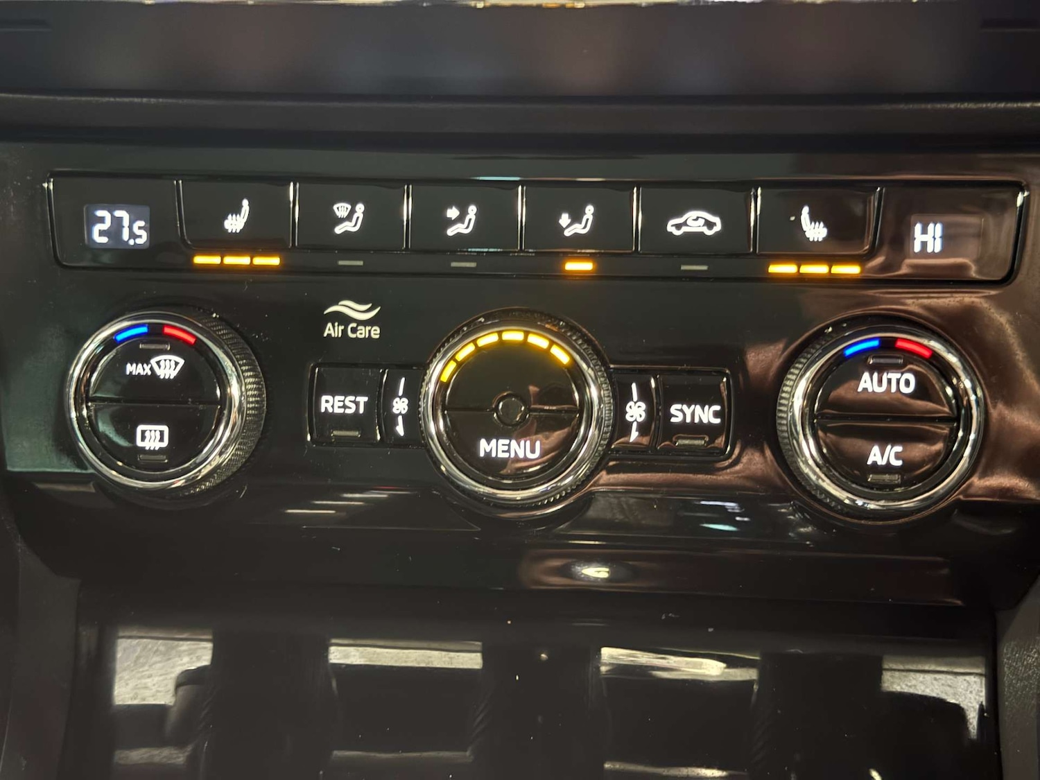 Used Skoda Superb 2019 for sale - 77366768: Photo 12