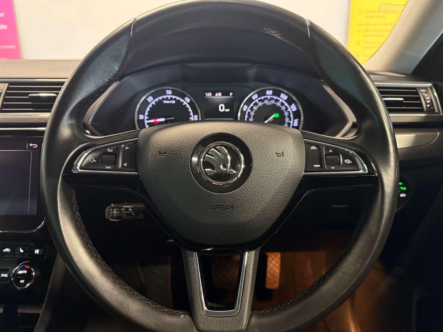 Used Skoda Superb 2019 for sale - 77366768: Photo 16