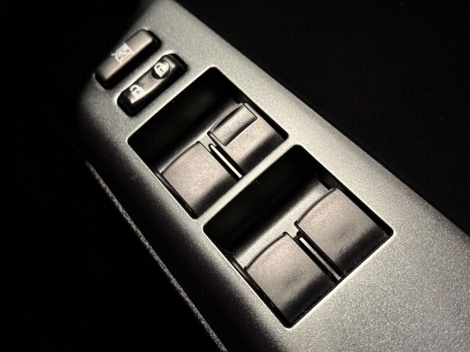 Used Toyota RAV4 2016 for sale - 76762009: Photo 20