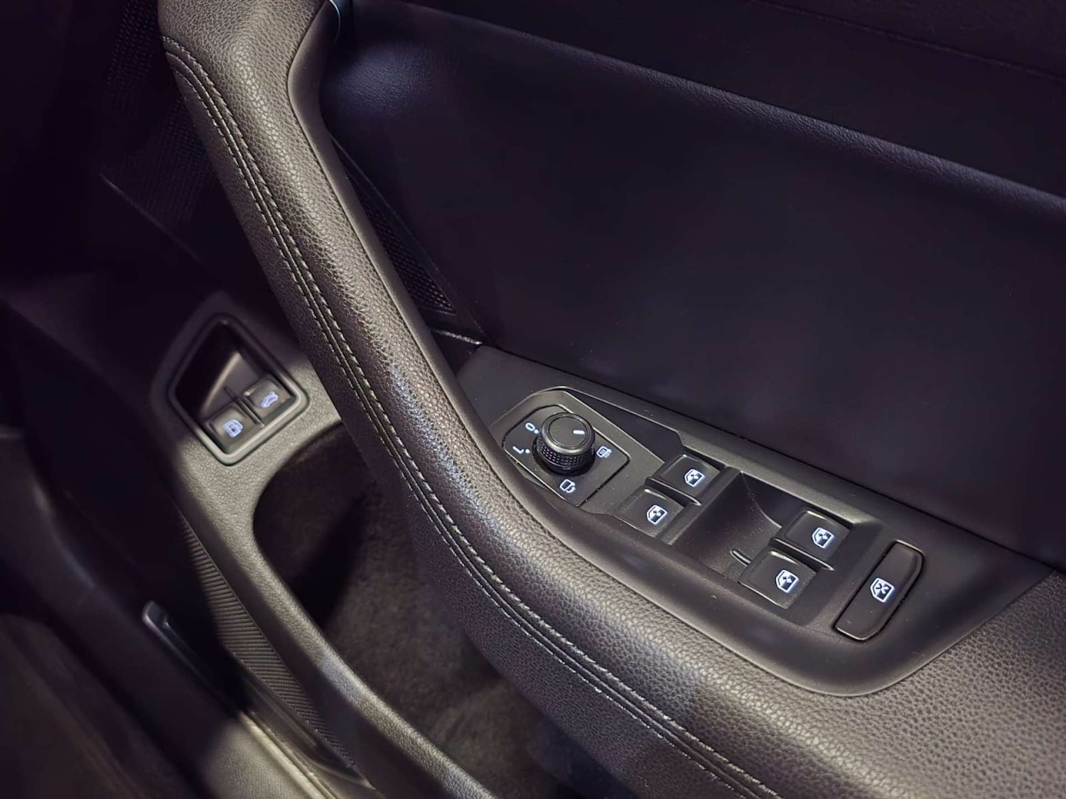 Used Volkswagen Passat 2018 for sale - 76941054: Photo 32